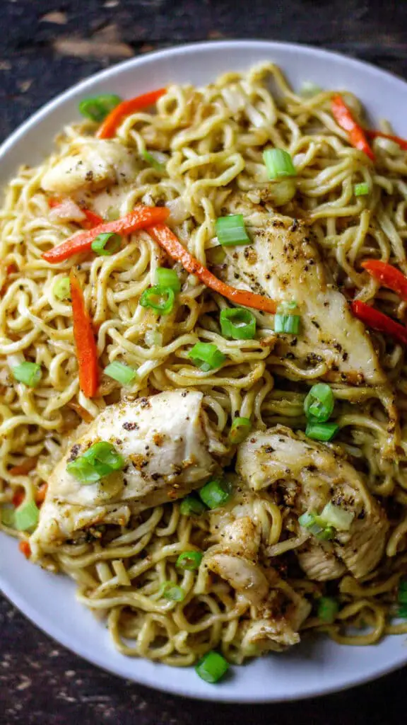 Garlic Chicken Lo Mein Stir Fry