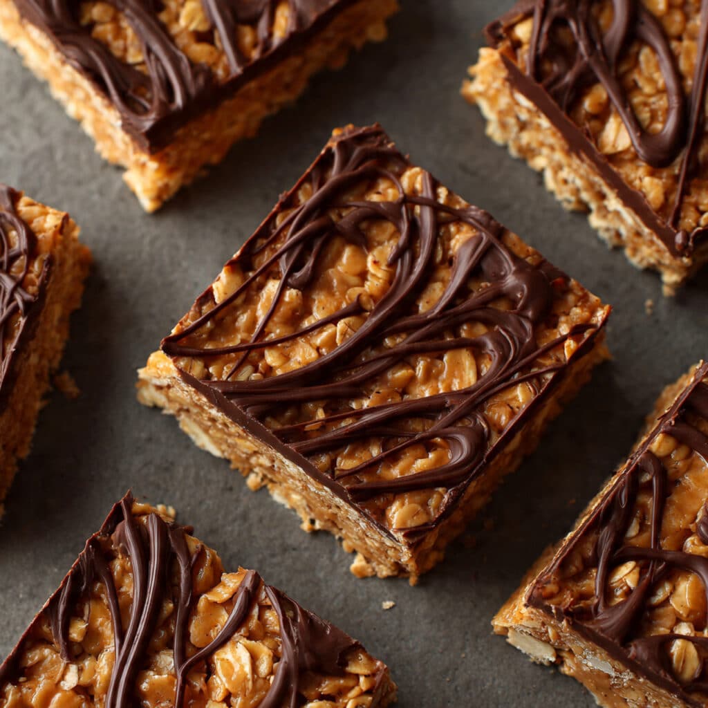 No-Bake Chocolate Peanut Butter Oatmeal Bars