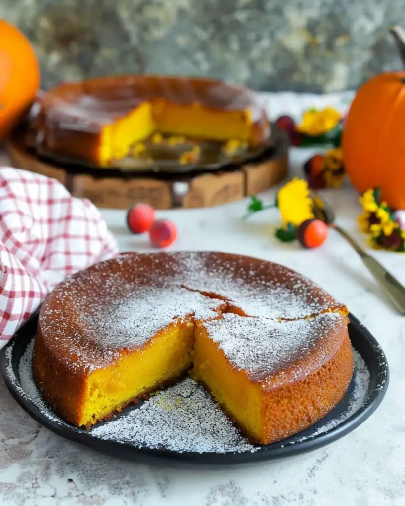 5-Ingredient Pumpkin Cake