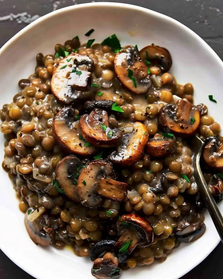 Lentils with Creamy Mushroom Gravy