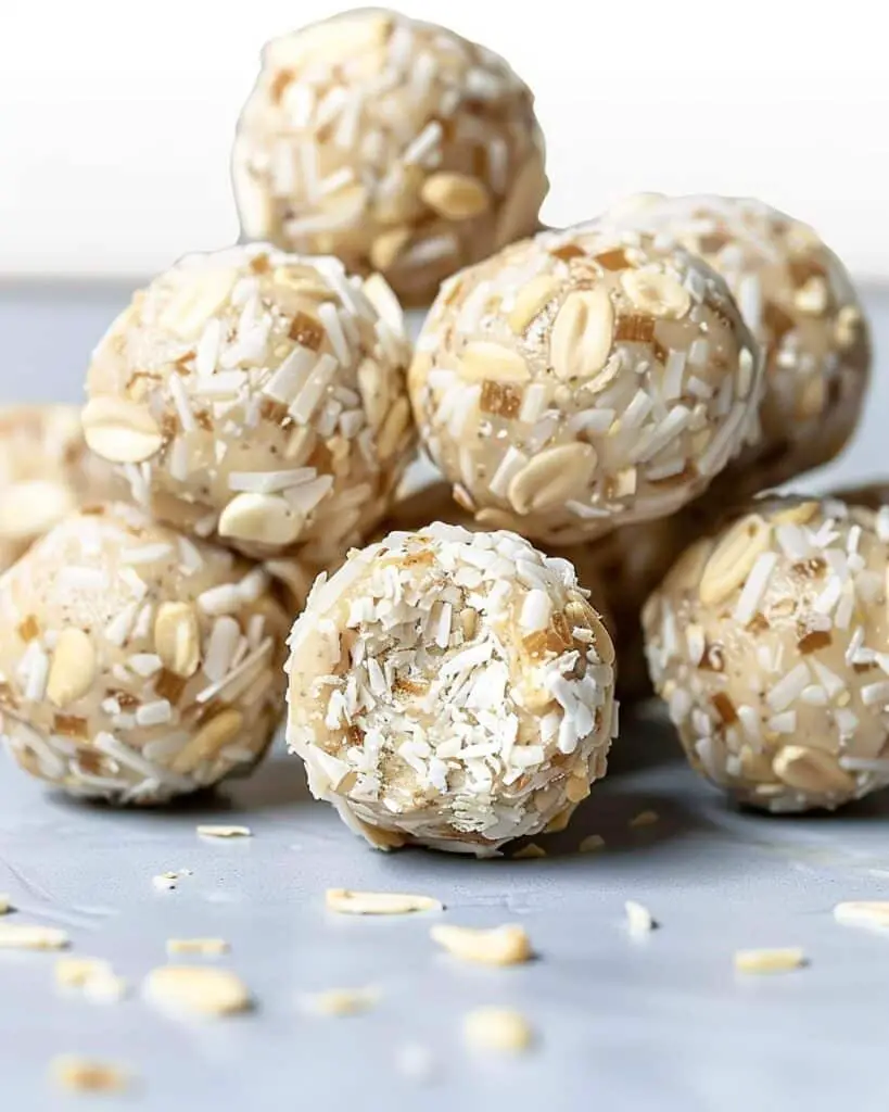 5-Ingredient Cashew Energy Balls