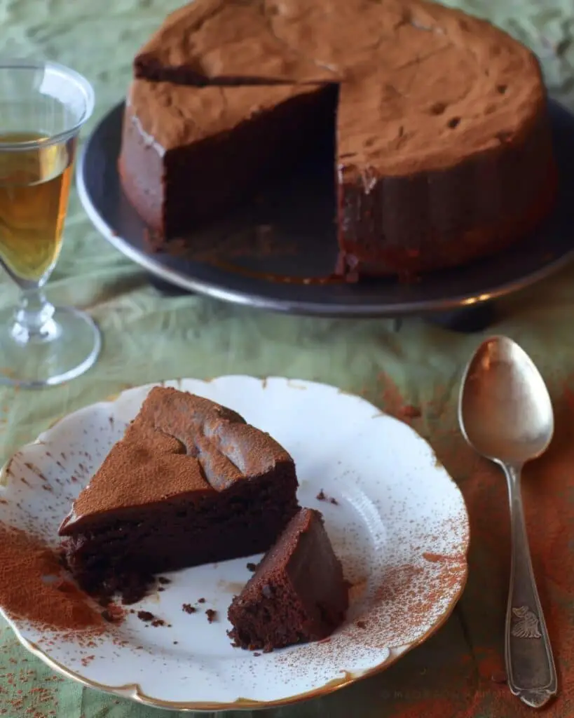 Chocolate Cake in 5 Minutes