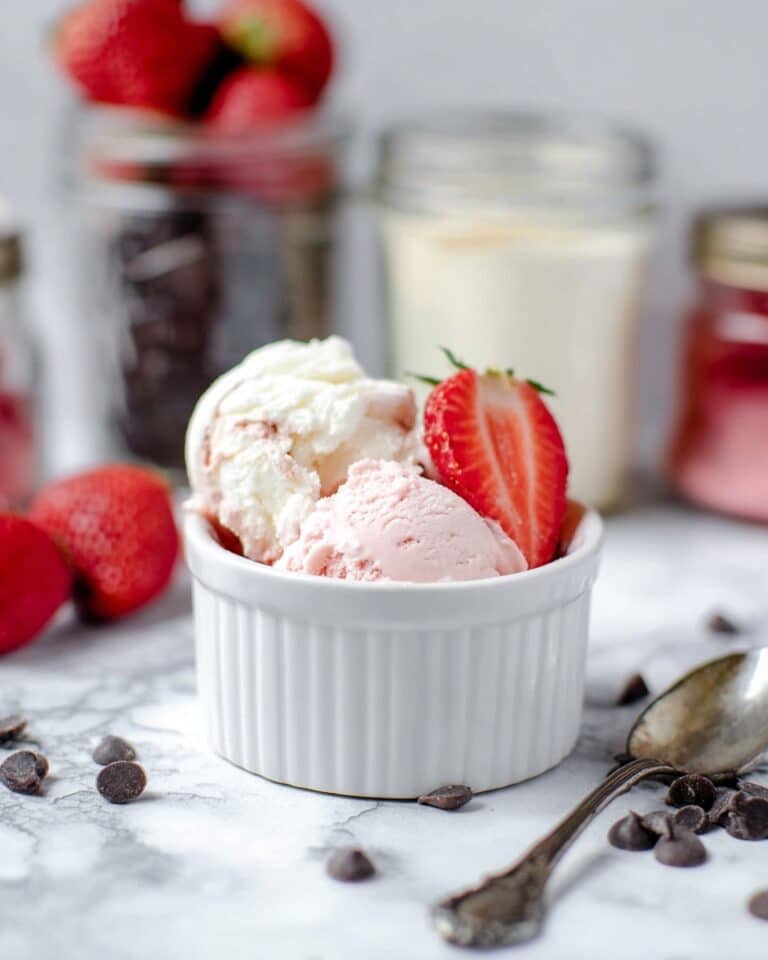 Mason Jar Ice Cream in Vanilla, Chocolate, and Strawberry Flavors Recipe