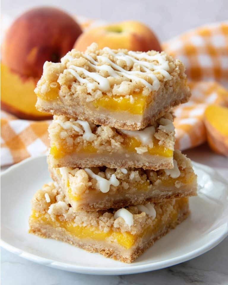 Peach Cobbler Bars Recipe