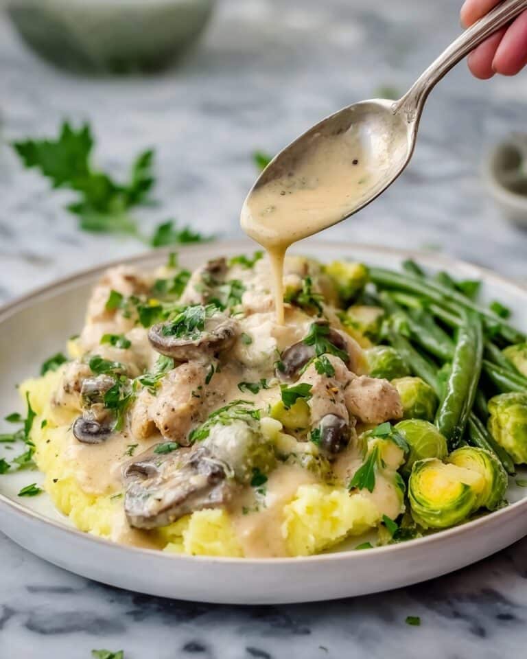Creamy Chicken and Mushroom One Pan Casserole Recipe