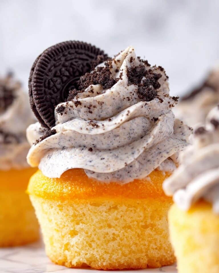 Oreo Buttercream Recipe with 5 Ingredients Recipe