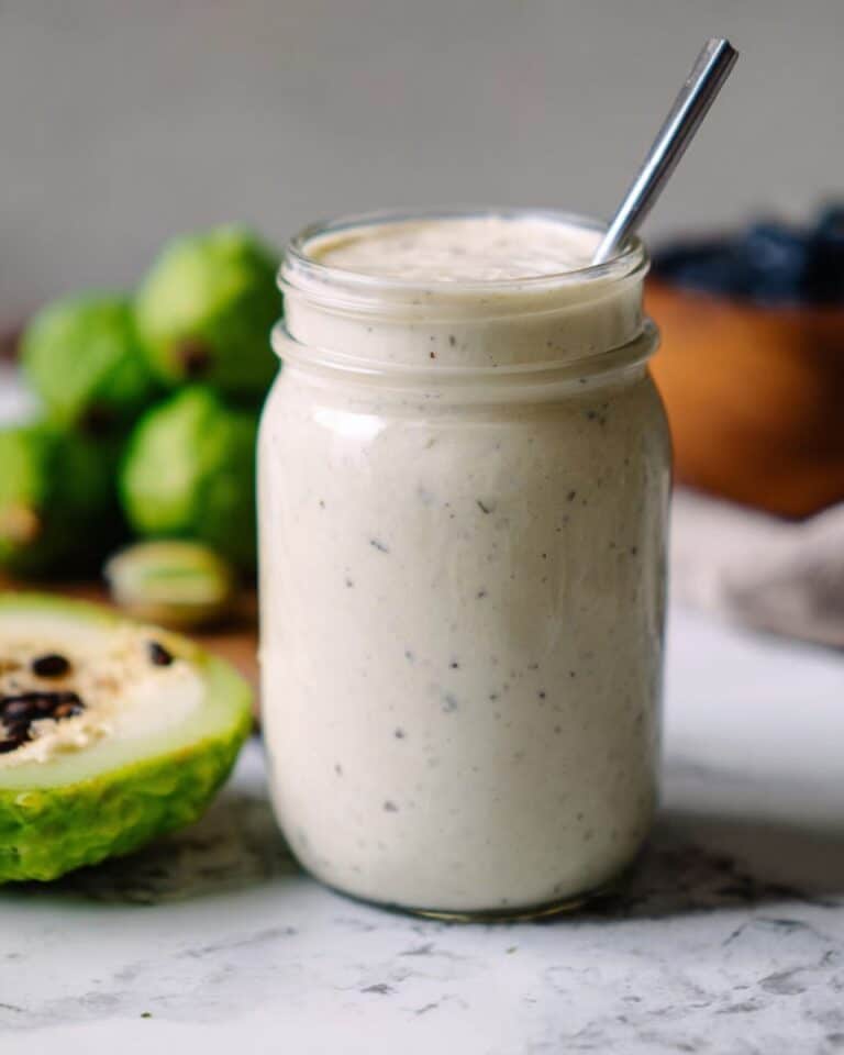 Creamy Pawpaw Smoothie with Banana and Honey Recipe